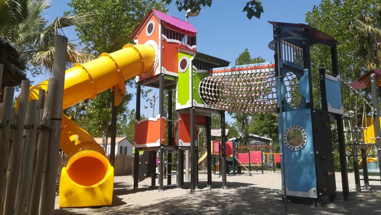 Camping Club L'Air Marin 비아스 외부 사진